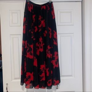 VENUS Floral Print Maxi Skirt - Never Worn!